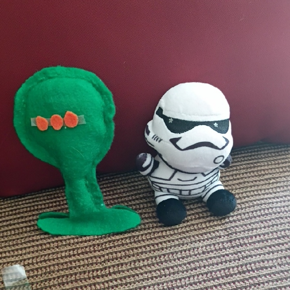 Stormtrooper Plush Toy - Black and White & Homade Alien Plush 👾